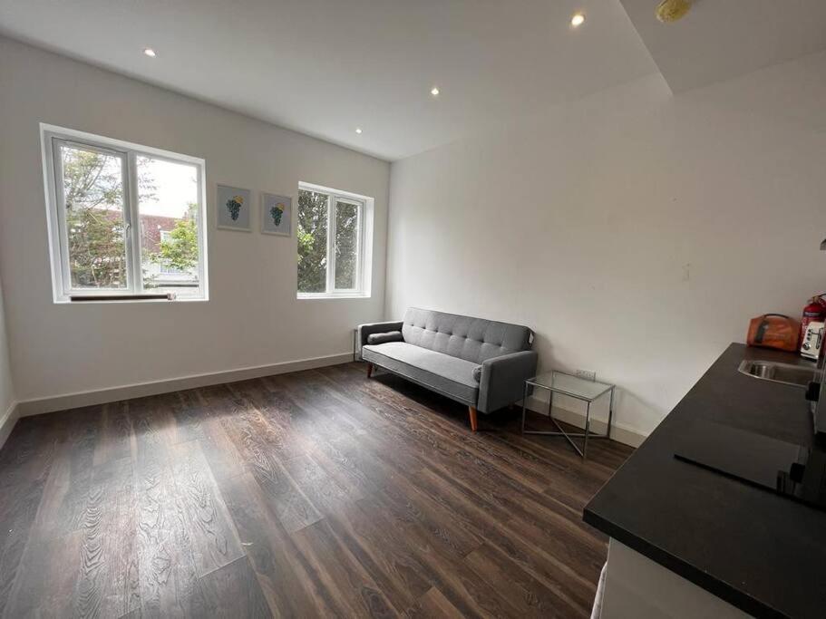 Apartmán Star London Finchley Road 1-Bed Hideaway Exteriér fotografie